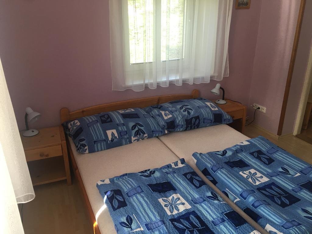 U Evy Jarosove Daire Desná Dış mekan fotoğraf